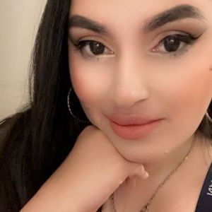 Meet your Posher, Fabiola